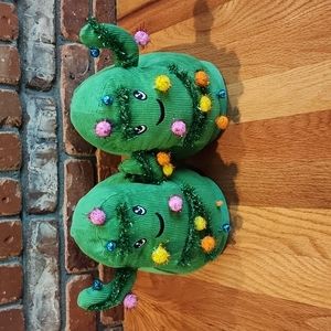 American Eagle Cactus slippers New size medium/large